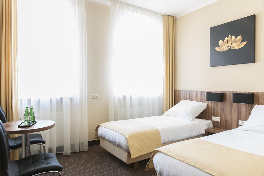 Mandala Hostel & Apartments Poznań Chambre photo